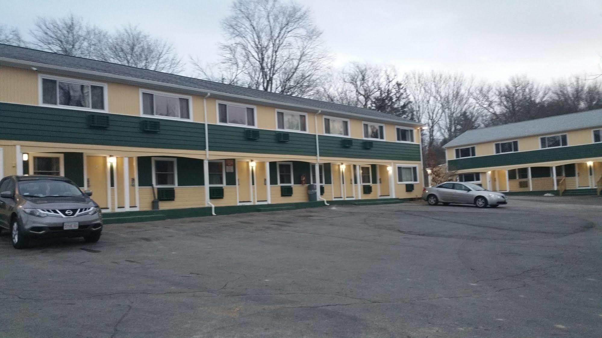 Dartmouth Motor Inn Экстерьер фото