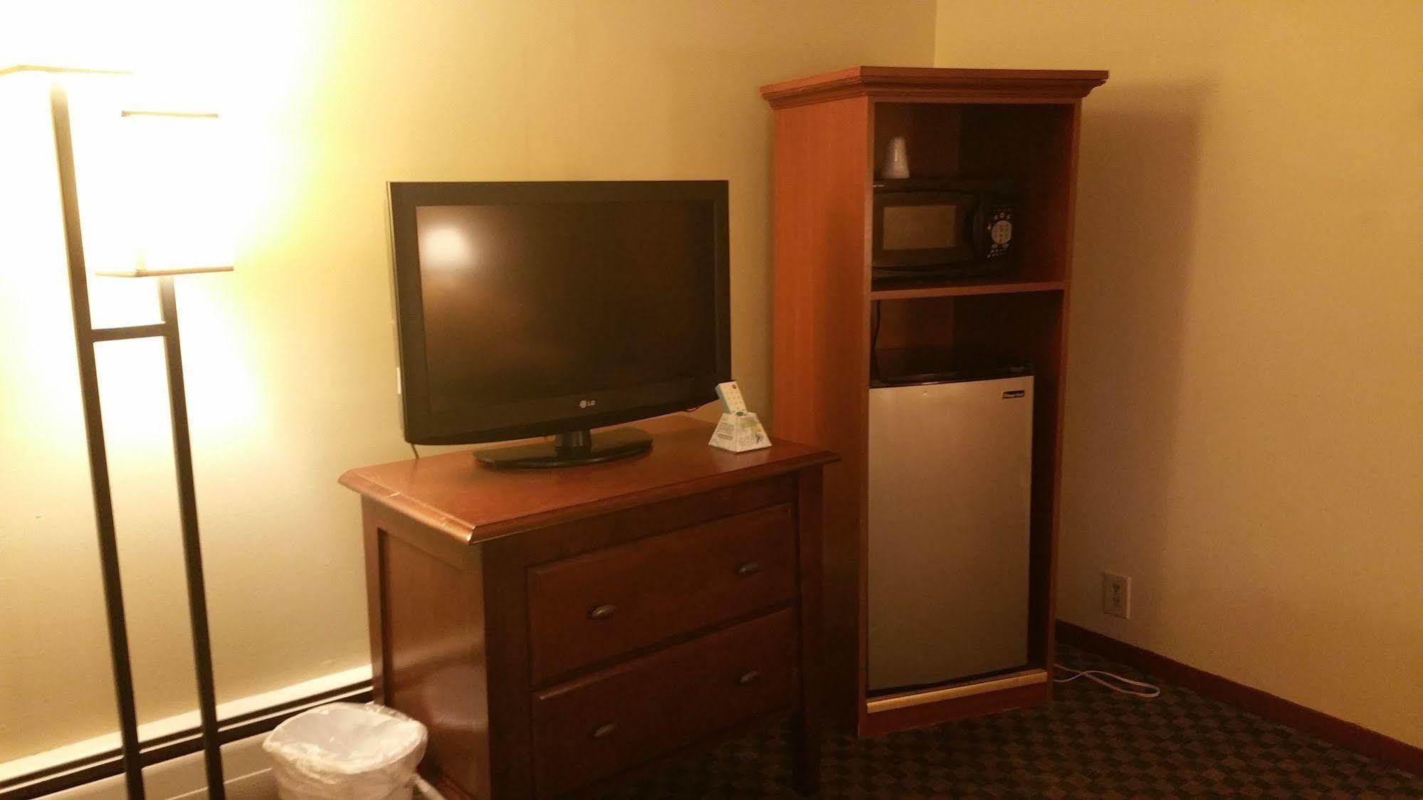 Dartmouth Motor Inn Экстерьер фото
